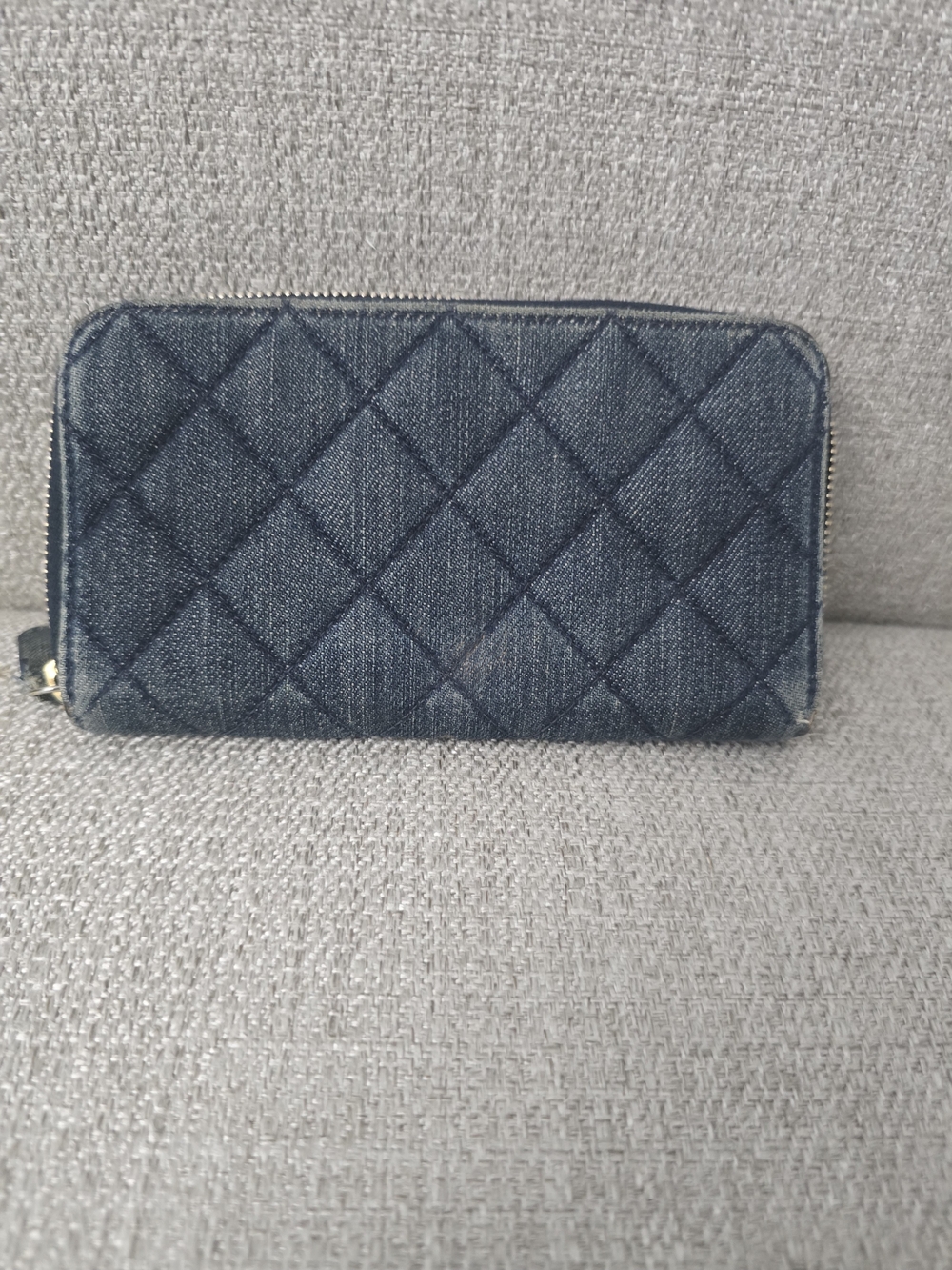 Authentic CHANEL 2.55 Quilted Denim Zip-Around Wallet – Great Condition - Picture 2 of 11